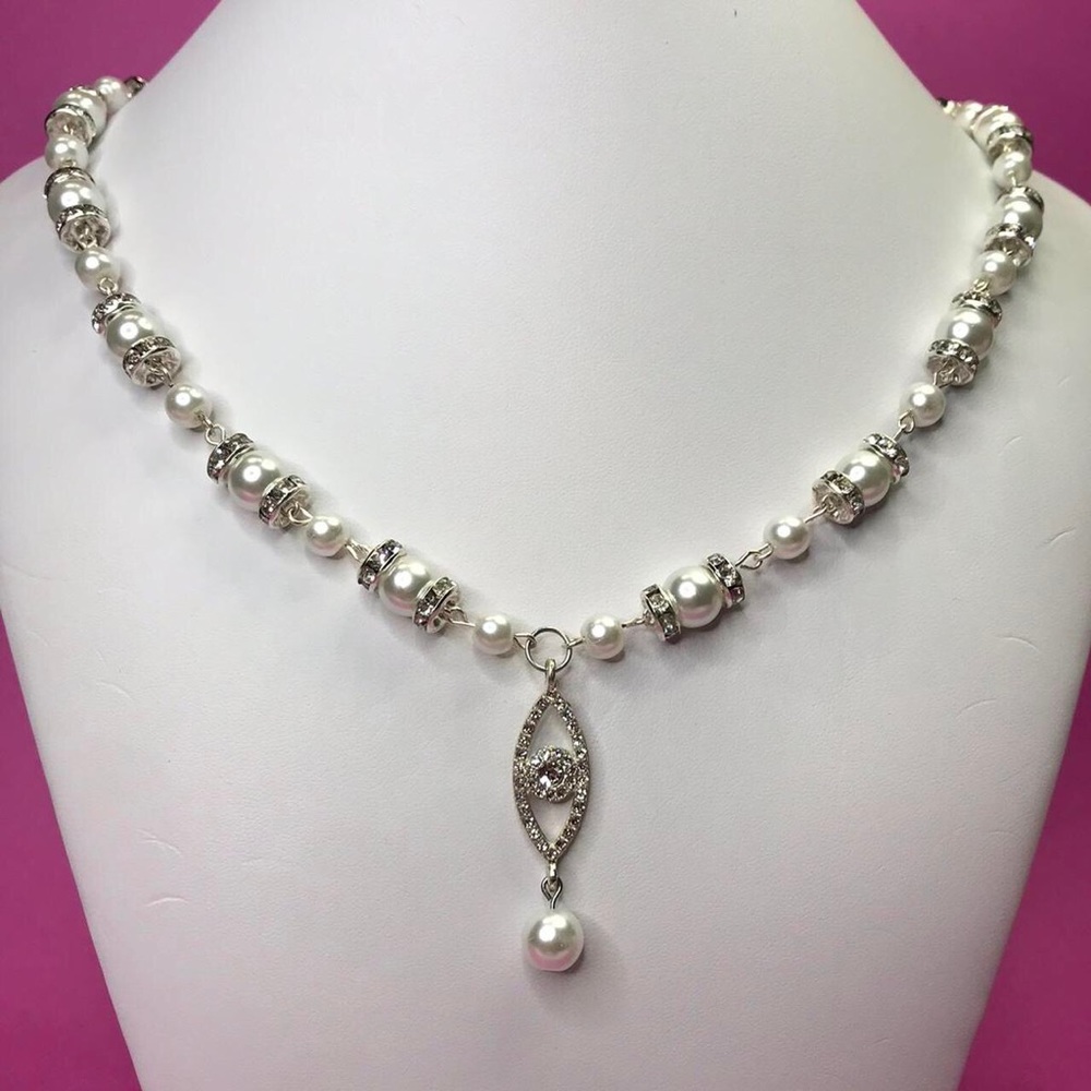 Handmade NWT Evil Eye Rhinestones & Pearls Necklace 🦄3 for $15 or 4 for $20 🦄